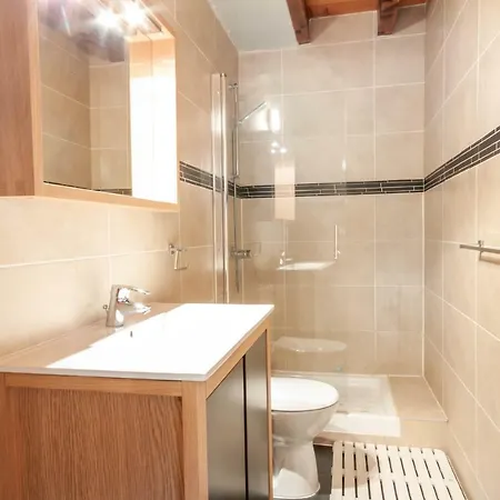 Maison Rose 3 *